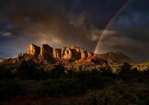 Горы и радуга